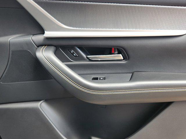 2025 Mazda CX-70 Premium Package
