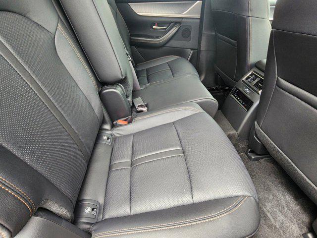 2025 Mazda CX-70 Premium Package