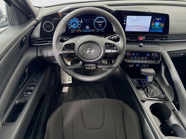 2025 Hyundai Elantra Hybrid SEL Sport