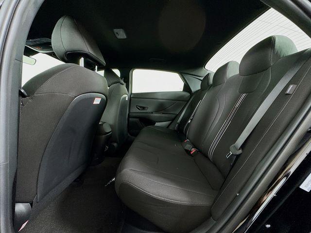 2025 Hyundai Elantra Hybrid SEL Sport