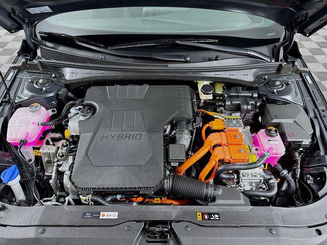 2025 Hyundai Elantra Hybrid SEL Sport