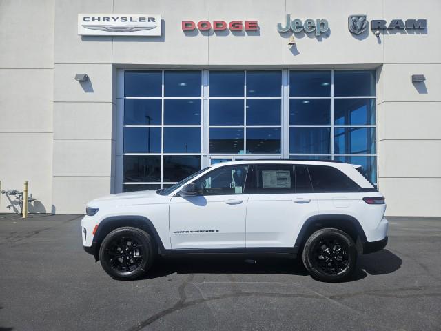 2025 Jeep Grand Cherokee GRAND CHEROKEE ALTITUDE 4X4