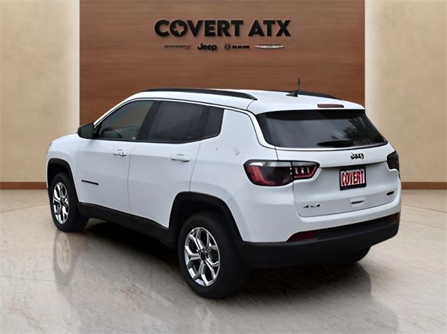 2025 Jeep Compass COMPASS LATITUDE 4X4
