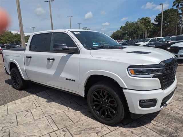 2025 RAM Ram 1500 RAM 1500 LIMITED CREW CAB 4X4 57 BOX
