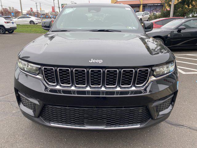 2025 Jeep Grand Cherokee GRAND CHEROKEE LAREDO X 4X4