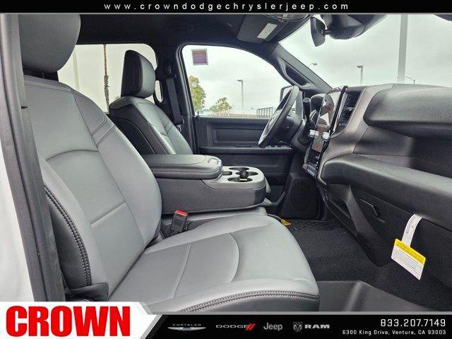2025 Ram 2500 Tradesman Crew Cab 4x2 8' Box