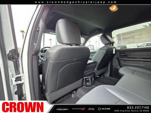 2025 Ram 2500 Tradesman Crew Cab 4x2 8' Box