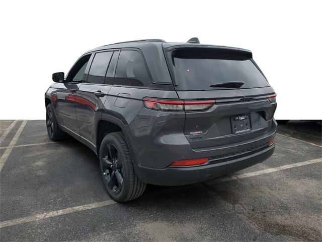 2025 Jeep Grand Cherokee GRAND CHEROKEE ALTITUDE 4X4