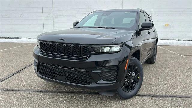 2025 Jeep Grand Cherokee GRAND CHEROKEE ALTITUDE 4X4
