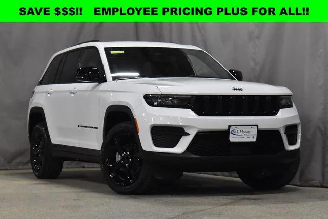 2025 Jeep Grand Cherokee GRAND CHEROKEE ALTITUDE 4X4