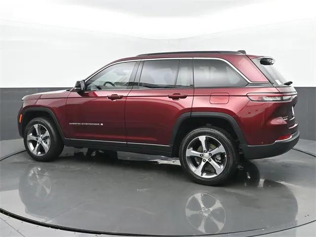 2025 Jeep Grand Cherokee GRAND CHEROKEE LIMITED 4X4 2025 Jeep Grand Cherokee GRAND CHEROKEE LIMITED 4X4