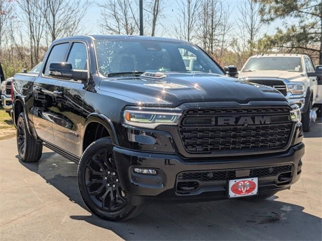 2025 RAM Ram 1500 RAM 1500 LIMITED CREW CAB 4X4 57 BOX