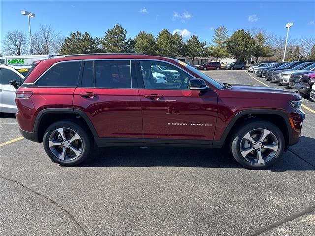 2025 Jeep Grand Cherokee GRAND CHEROKEE LIMITED 4X4