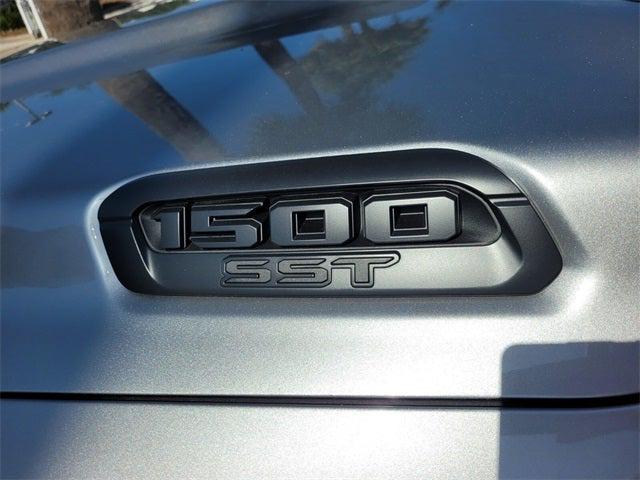 2025 RAM Ram 1500 RAM 1500 BIG HORN CREW CAB 4X2 57 BOX