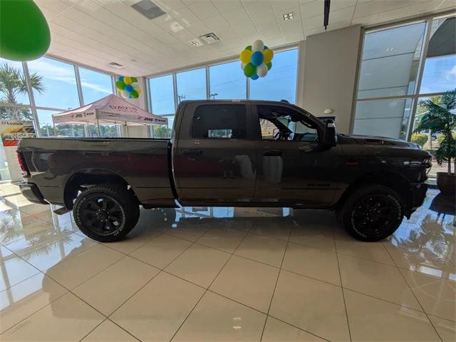 2025 RAM Ram 3500 RAM 3500 BIG HORN CREW CAB 4X4 64 BOX