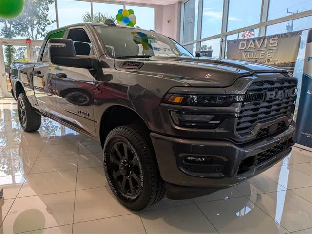 2025 RAM Ram 3500 RAM 3500 BIG HORN CREW CAB 4X4 64 BOX