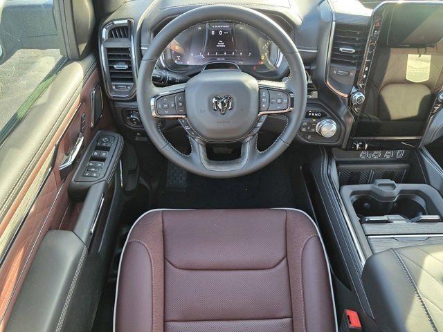 2025 RAM Ram 1500 RAM 1500 LIMITED CREW CAB 4X4 64 BOX