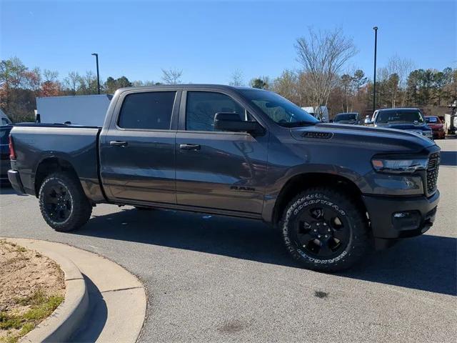 2025 RAM Ram 1500 RAM 1500 WARLOCK CREW CAB 4X4 57 BOX