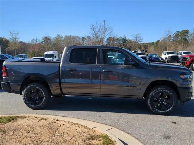 2025 RAM Ram 1500 RAM 1500 WARLOCK CREW CAB 4X4 57 BOX