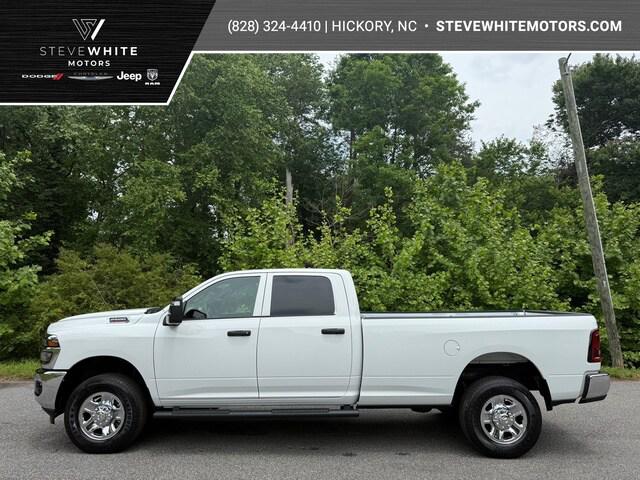 2025 RAM Ram 2500 RAM 2500 TRADESMAN CREW CAB 4X4 8 BOX