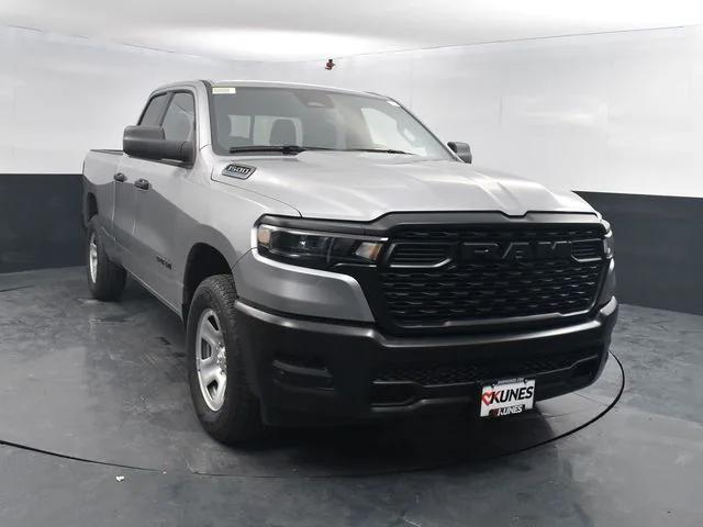 2025 RAM Ram 1500 RAM 1500 TRADESMAN QUAD CAB 4X4 64 BOX
