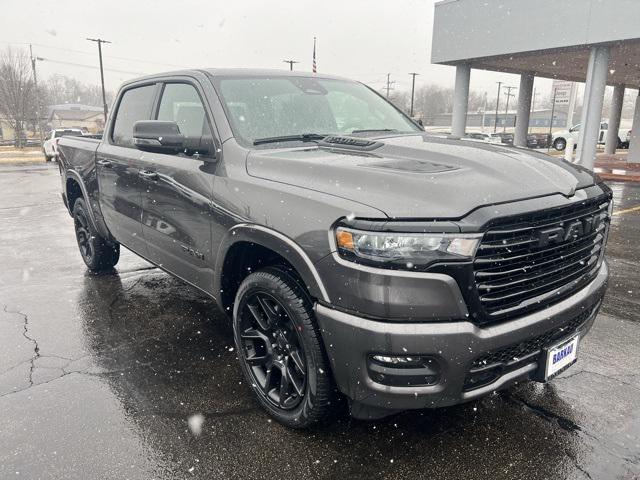 2025 RAM Ram 1500 RAM 1500 LARAMIE CREW CAB 4X4 57 BOX