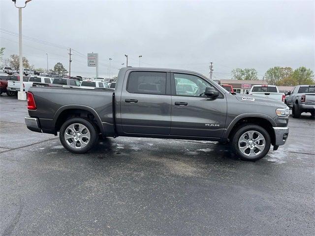 2025 RAM Ram 1500 RAM 1500 BIG HORN CREW CAB 4X4 57 BOX