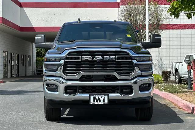 2025 RAM Ram 2500 RAM 2500 TRADESMAN CREW CAB 4X4 64 BOX