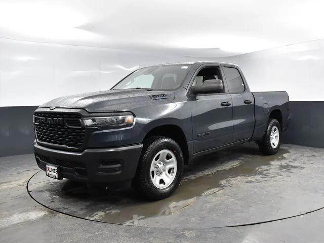 2025 RAM Ram 1500 RAM 1500 TRADESMAN QUAD CAB 4X4 64 BOX