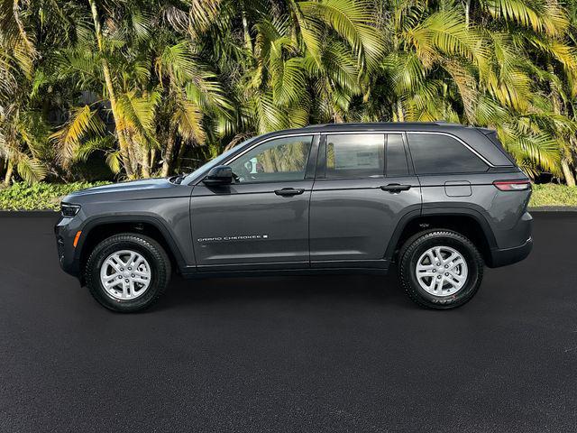 2025 Jeep Grand Cherokee GRAND CHEROKEE LAREDO 4X2