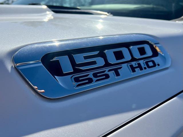 2025 RAM Ram 1500 RAM 1500 LIMITED LONGHORN CREW CAB 4X4 57 BOX