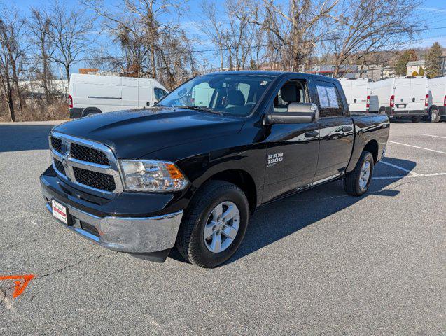 2023 RAM 1500 Classic SLT Crew Cab 4x4 57 Box