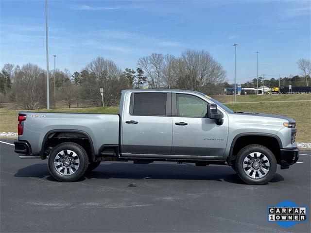 2024 Chevrolet Silverado 2500HD 4WD Crew Cab Standard Bed Custom