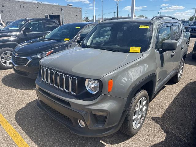 2019 Jeep Renegade Latitude 4x4 for sale in Sterling Heights, MI