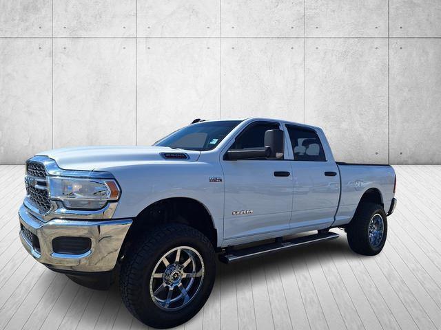 2020 RAM 2500 Tradesman Crew Cab 4X4 64 Box