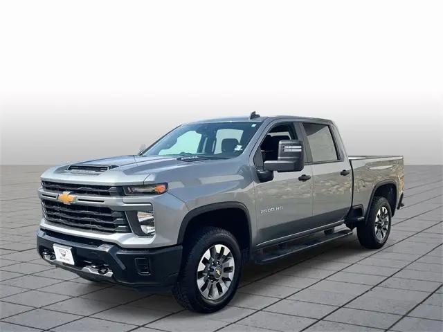 2024 Chevrolet Silverado 2500HD 4WD Crew Cab Standard Bed Custom