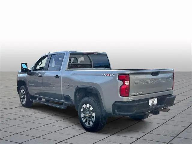 2024 Chevrolet Silverado 2500HD 4WD Crew Cab Standard Bed Custom