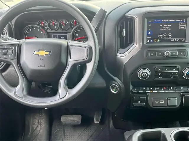 2024 Chevrolet Silverado 2500HD 4WD Crew Cab Standard Bed Custom