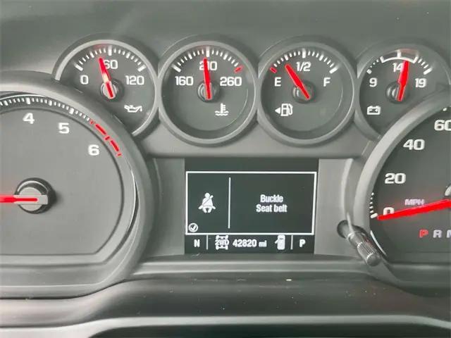 2024 Chevrolet Silverado 2500HD 4WD Crew Cab Standard Bed Custom