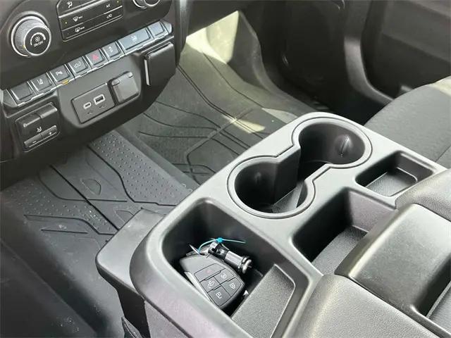 2024 Chevrolet Silverado 2500HD 4WD Crew Cab Standard Bed Custom