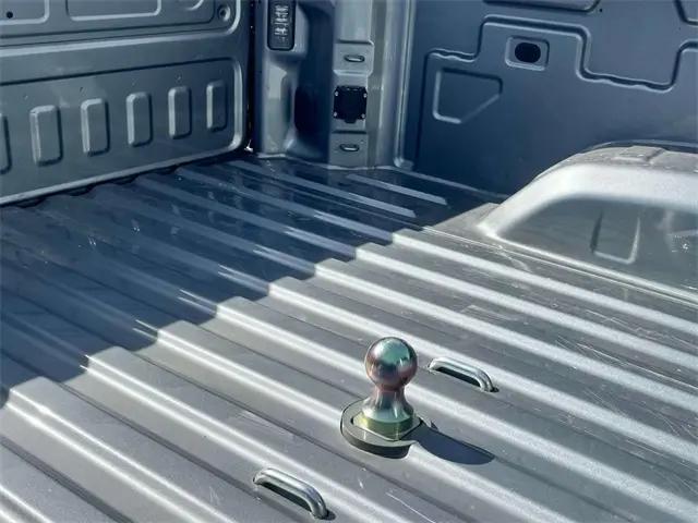 2024 Chevrolet Silverado 2500HD 4WD Crew Cab Standard Bed Custom