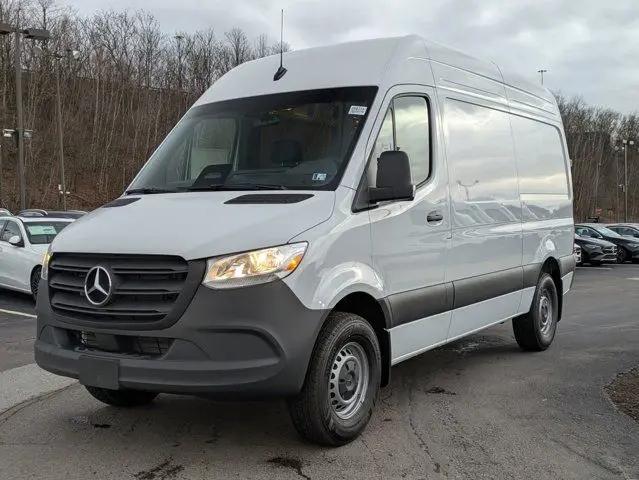 2025 Mercedes-Benz Sprinter 2500 Standard Roof 4-Cyl Diesel