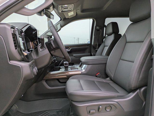 2025 Chevrolet Silverado 1500 4WD Crew Cab Standard Bed RST