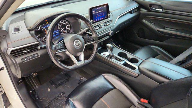 2021 Nissan Altima SR FWD