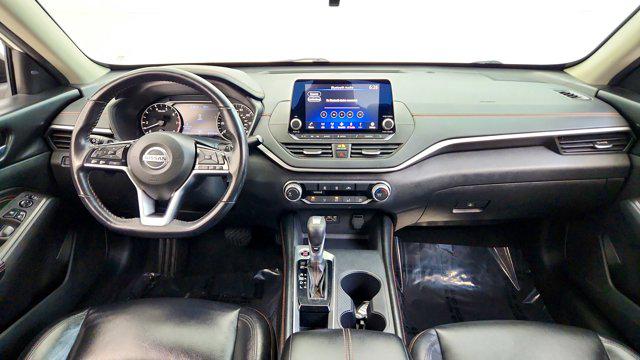 2021 Nissan Altima SR FWD