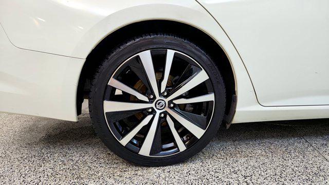 2021 Nissan Altima SR FWD