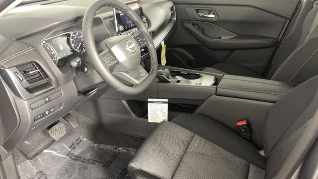 2025 Nissan Rogue SV FWD
