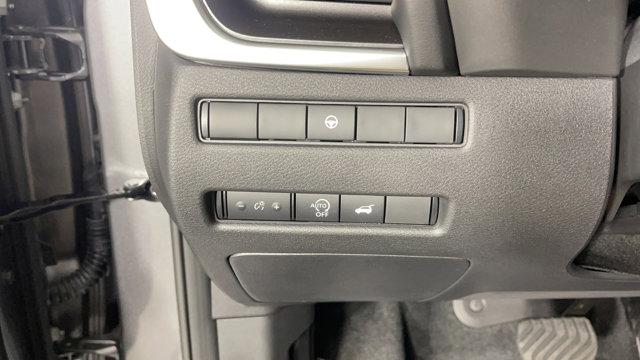 2025 Nissan Rogue SV FWD