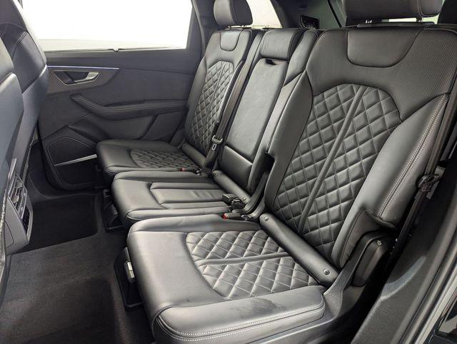 2025 Audi SQ7 Premium Plus TFSI quattro Tiptronic