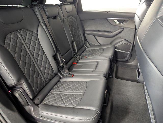 2025 Audi SQ7 Premium Plus TFSI quattro Tiptronic